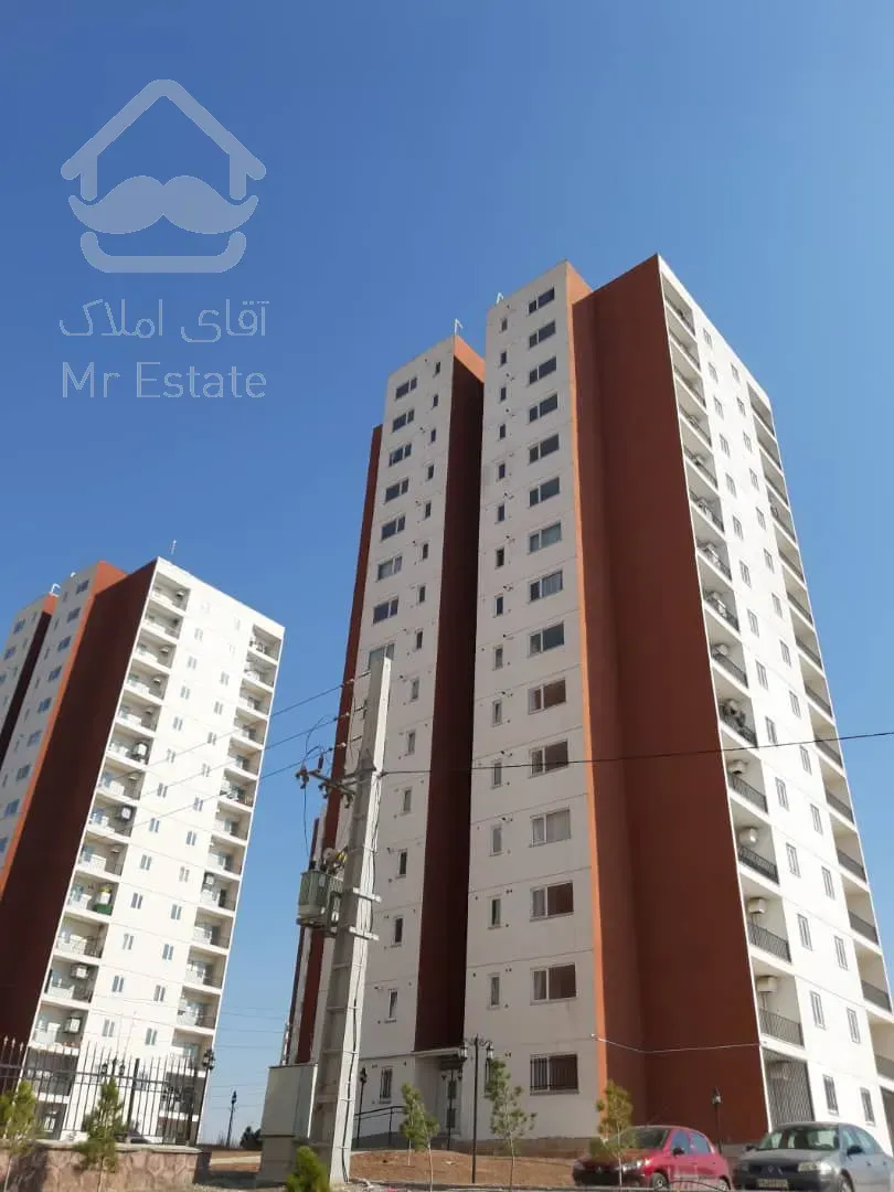 آپارتمان فول در فاز۵ شمالی