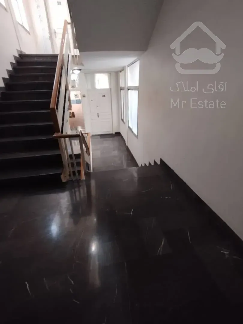 110 متر اجاره سند اداری بر اصلی بهشتی