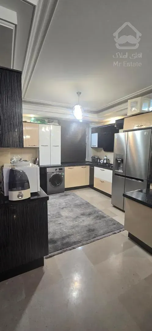 فروش آپارتمان ۹۰ متر کم سن در بلوار فردوس