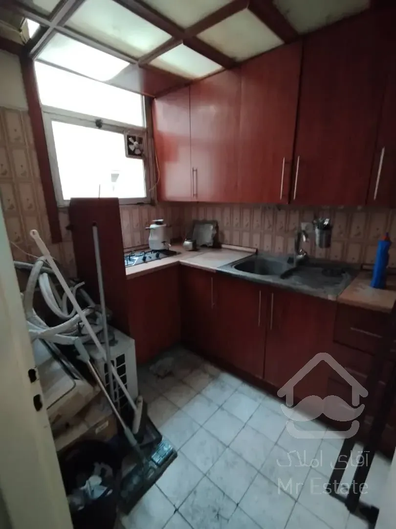 110 متر اجاره سند اداری بر اصلی بهشتی