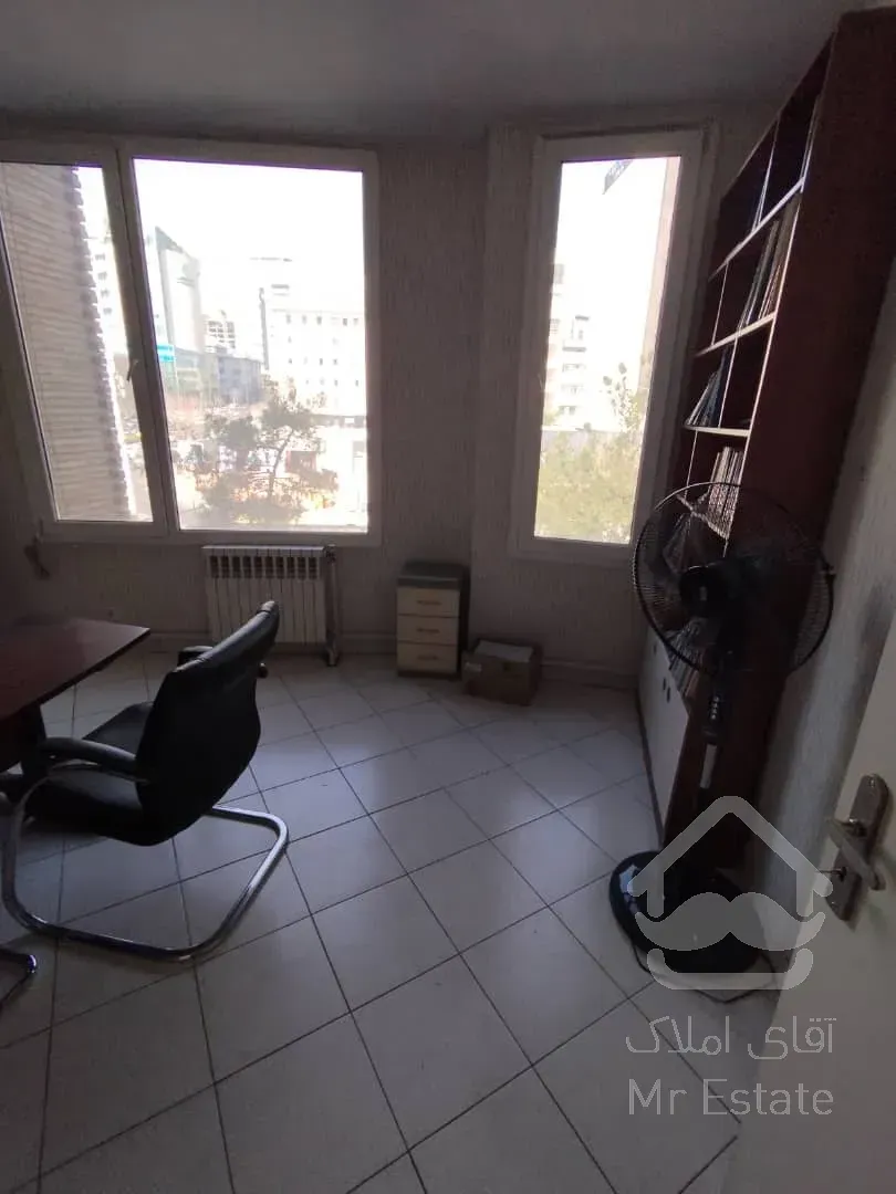 110 متر اجاره سند اداری بر اصلی بهشتی