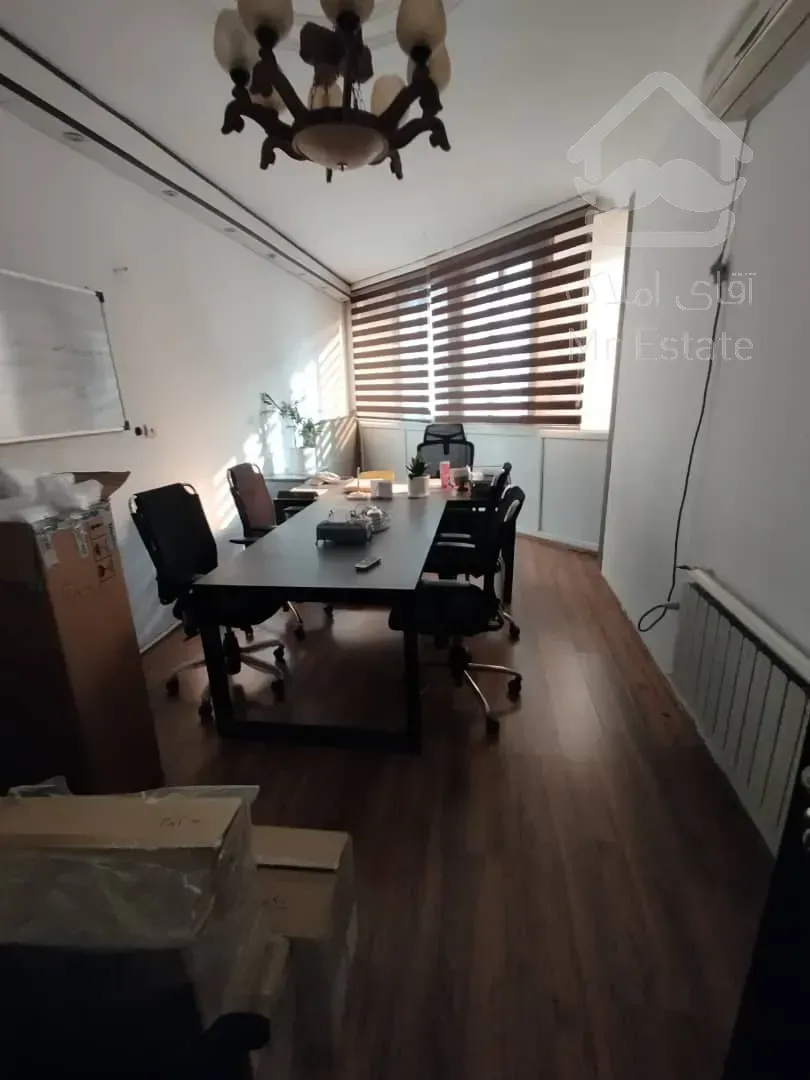 101 متر موقعیت اداری در وزرا