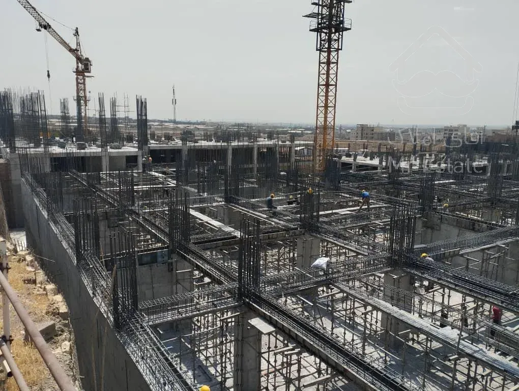 فروش واحد ۱۰۹ منری در قلب دریاچه چیتگر