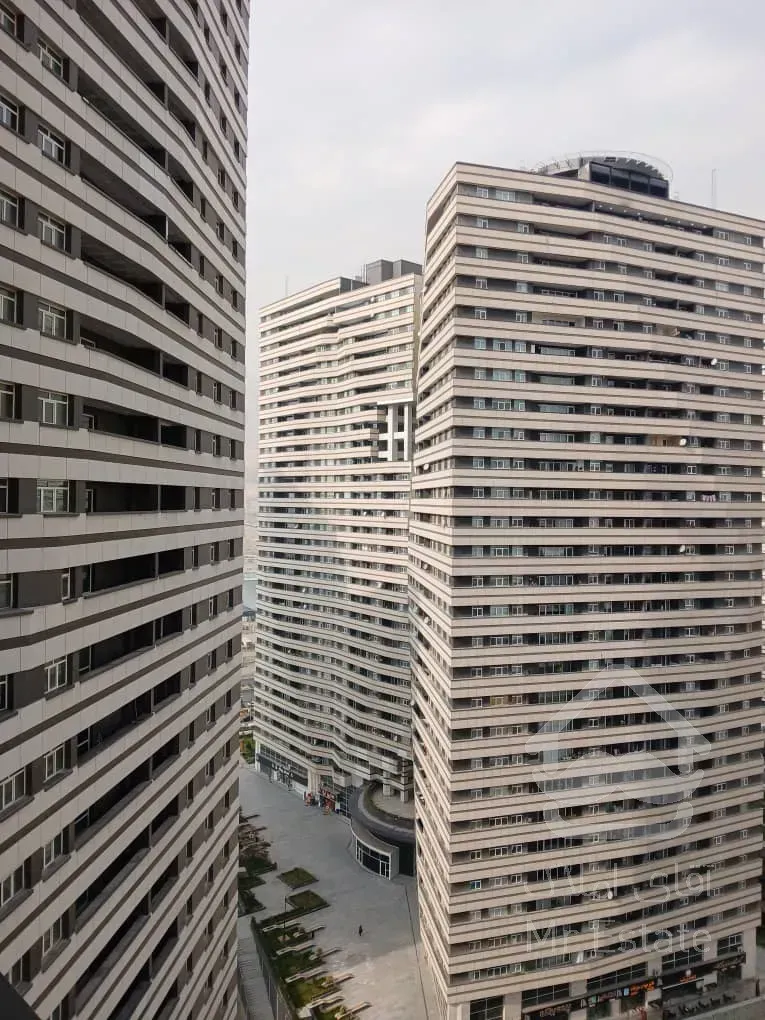 فروش واحد ۱۰۹ منری در قلب دریاچه چیتگر