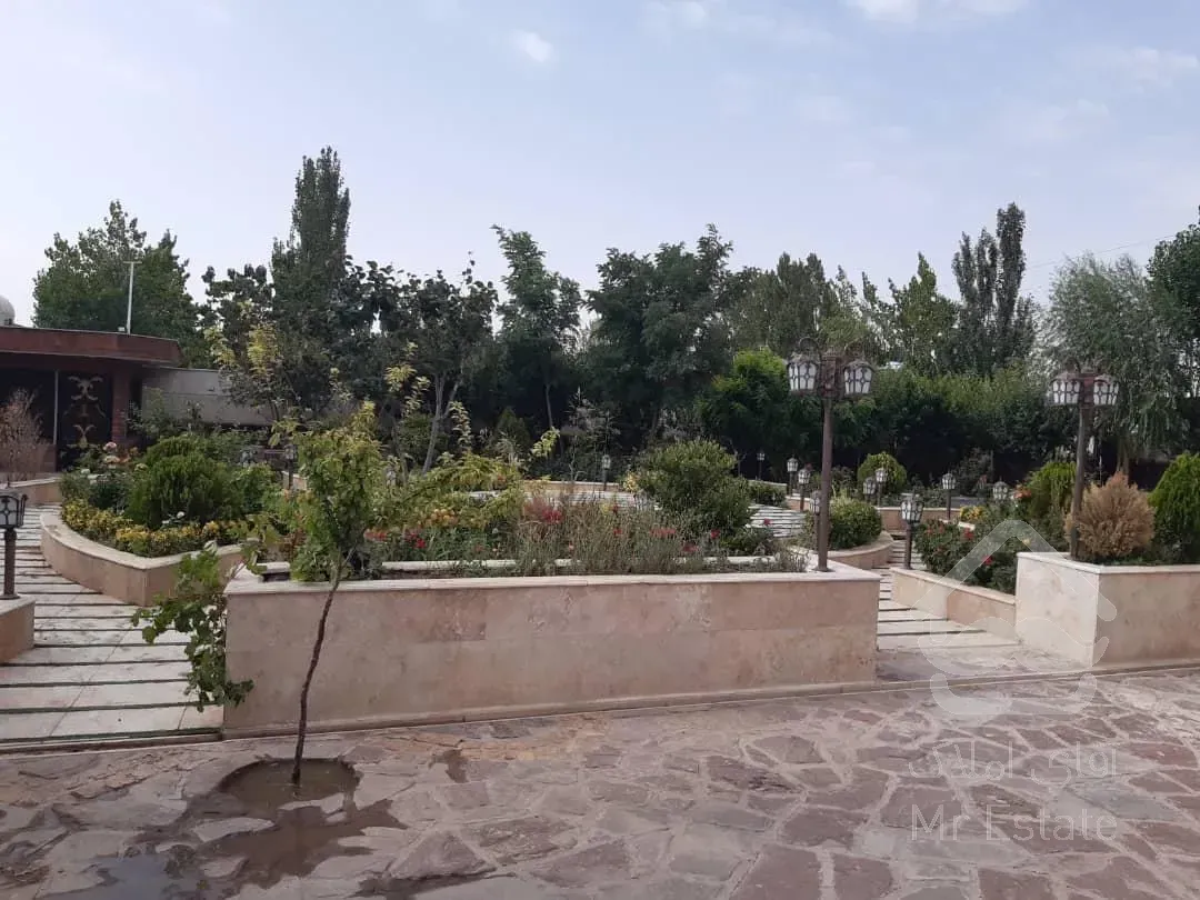 فروش ویلا 900 متر شهریار سند تک برگ بر اصلی