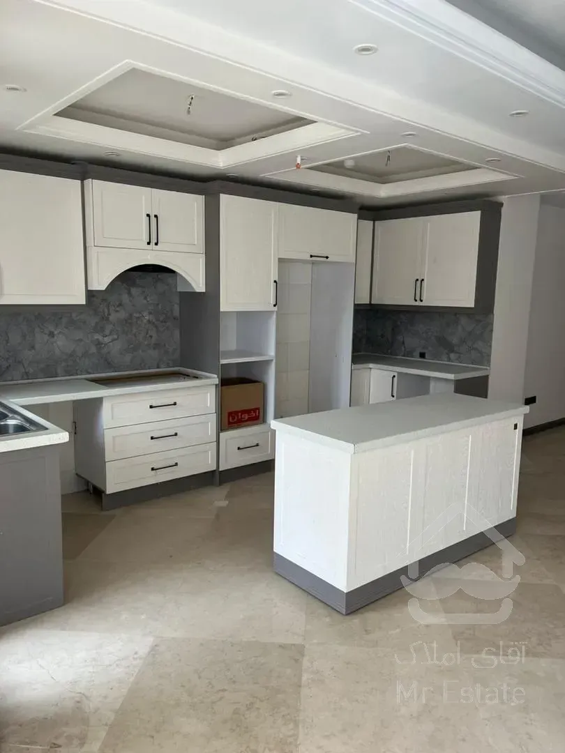 ۱۲۵ متر آکواریوم سالن پرده خور سرمایه گذاری