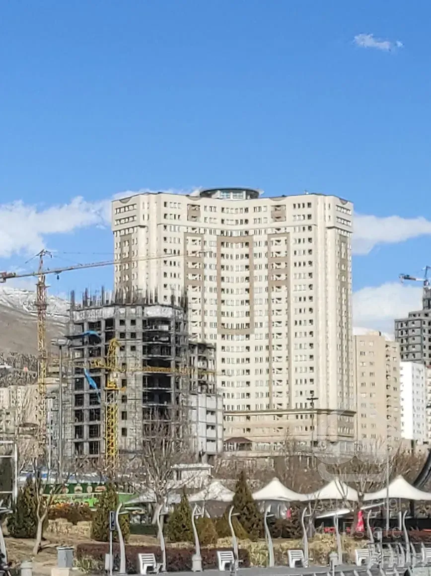 فروش آپارتمان 109 متری پست مدرن در منطقه 22