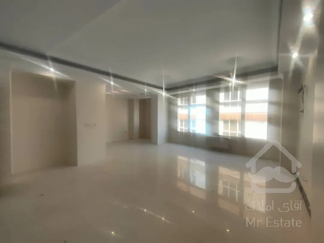 اجاره اداری عباس آباد ۶۰۰متری دربست