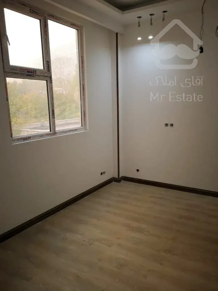 ۲۱۰ متر خوش نقشه در بهترین خیابان کامرانیه