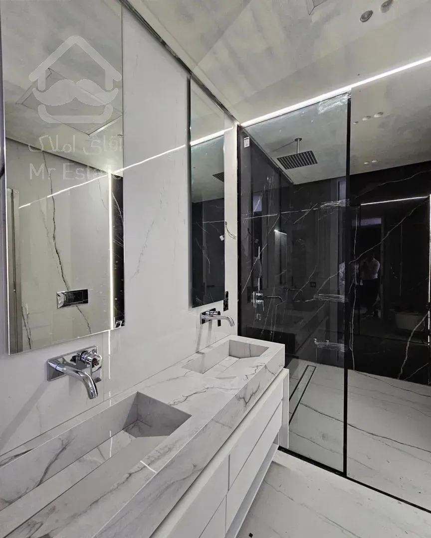 ۲۲۰ متر برج باغ برند گلسنگ نیاوران