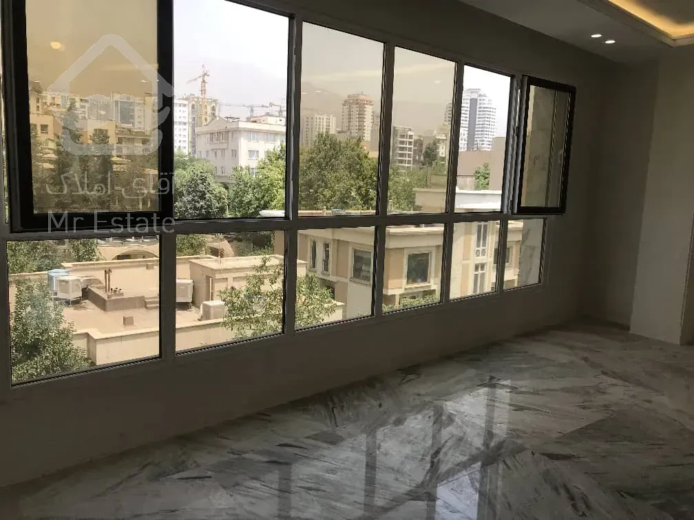اجاره آپارتمان ۲۳۰ متری در بهترین لوکیشن نیاوران