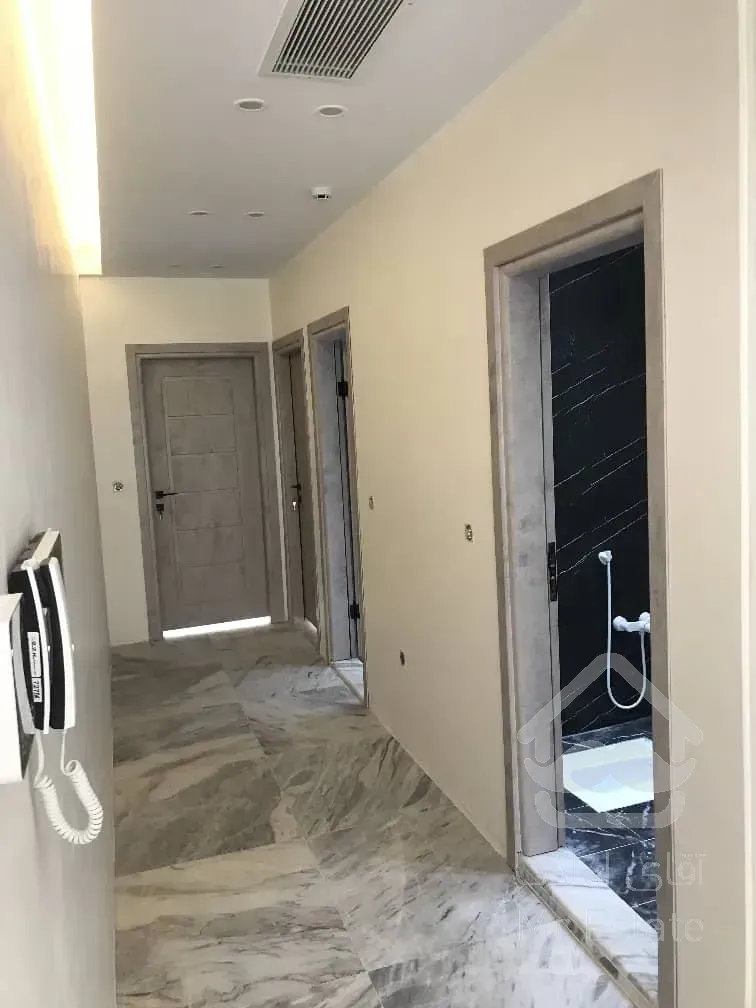 خرید آپارتمان در آجودانیه