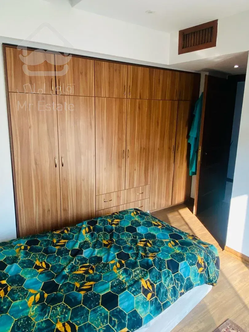 فروش آپارتمان ۱۷۵ متر ، ۳ خواب ، ۲پارکینگ، کریمخان