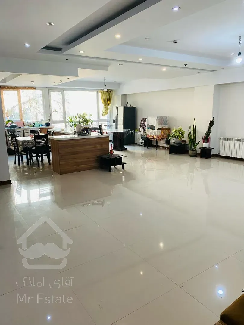 فروش آپارتمان ۱۷۵ متر ، ۳ خواب ، ۲پارکینگ، کریمخان