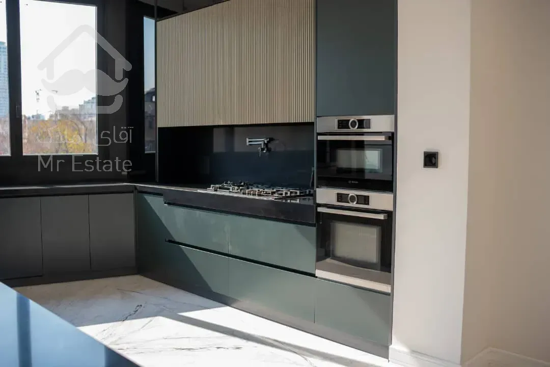 خرید آپارتمان ۲۹۰ متری مدرن در بهترین لوکیشن نیاوران