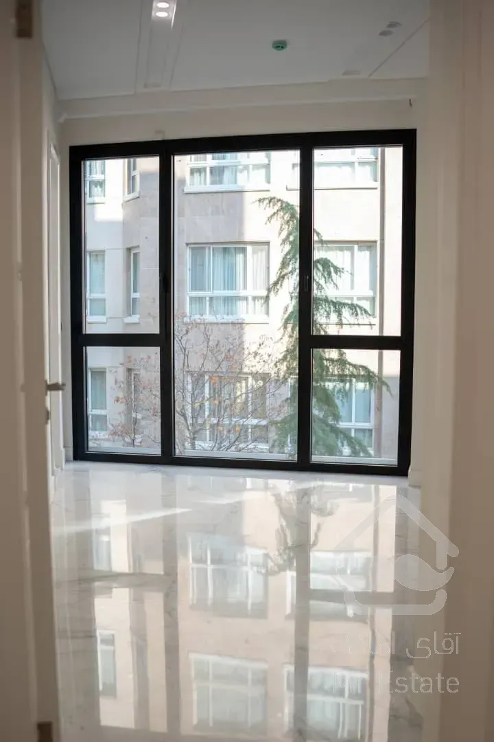 خرید آپارتمان ۲۰۰ متری مدرن در نیاوران