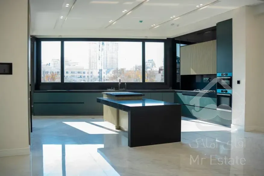 خرید آپارتمان ۲۰۰ متری مدرن در نیاوران