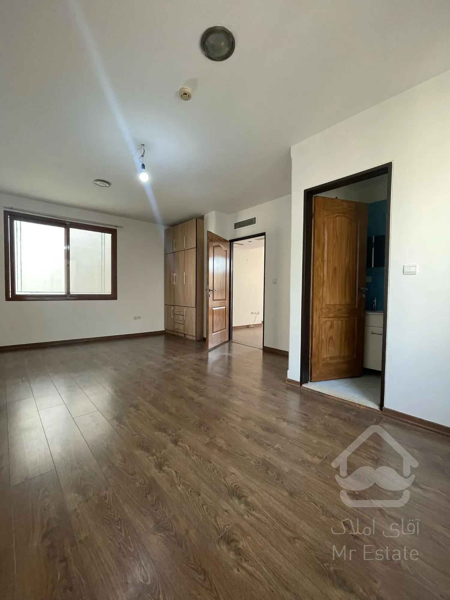 اجاره آپارتمان۲۳۰ متری در بهترین لوکیشن نیاوران