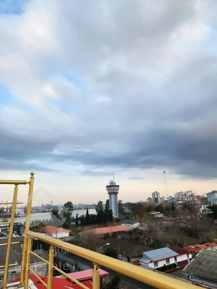 فروش آپارتمان ۱۱۷ متری با قیمت مناسب در موج‌شکن انزلی