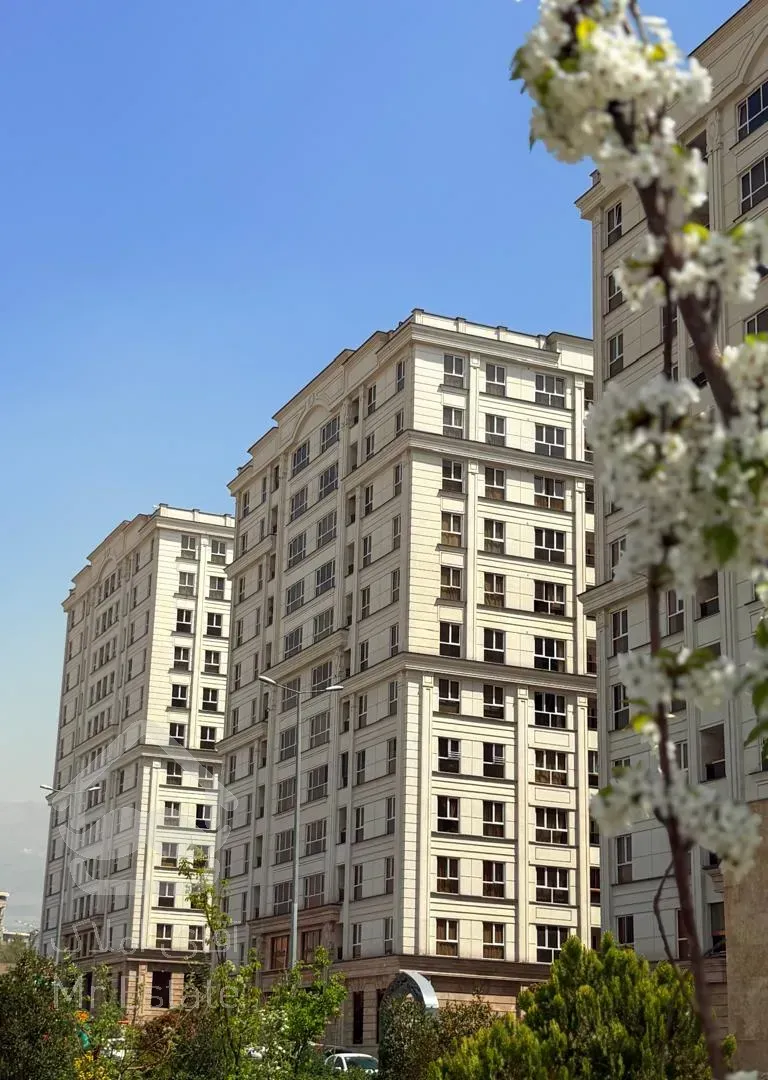 رونیکا پالاس مژده/واحد دیزاین شده/سازنده آقای قربانی