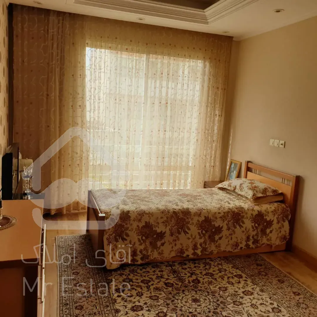 ۱۴۵ متری ۲ خوابه سمبل فرمانیه شرقی