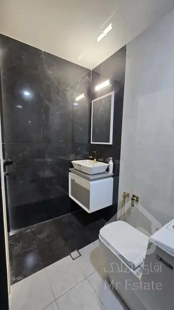 155متری /لوکس/ طبقه دوم