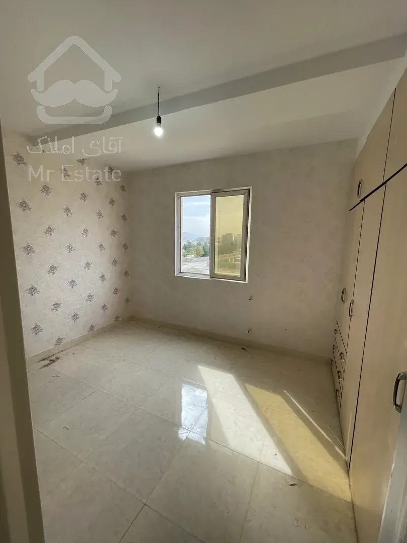 خرید واحد سندار/زیر قیمت /در قلب شهر