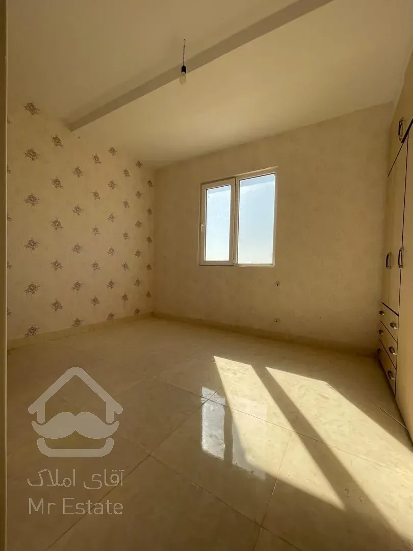 خرید واحد سندار/زیر قیمت /در قلب شهر