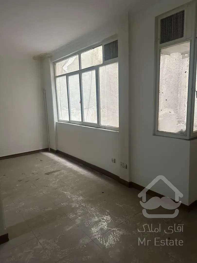 ۳۸ متر مسکونی موقعیت اداری