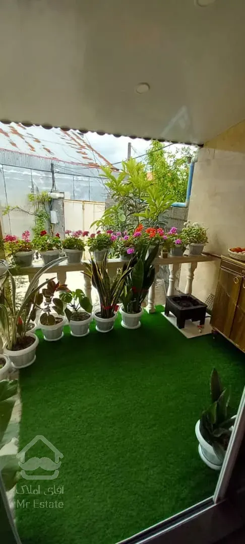 خانه ویلایی ۴ سال ساخت فاصله تا خیابان اصلی ۳۰۰ متر