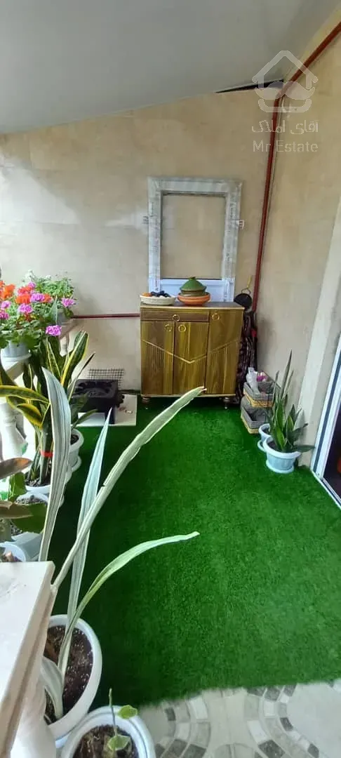 خانه ویلایی ۴ سال ساخت فاصله تا خیابان اصلی ۳۰۰ متر