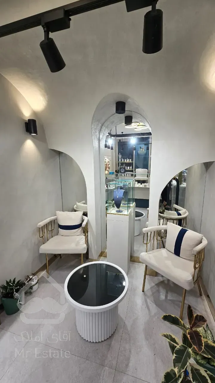 فروش مغازه ۴۰ متری در خیابان سپه انزلی