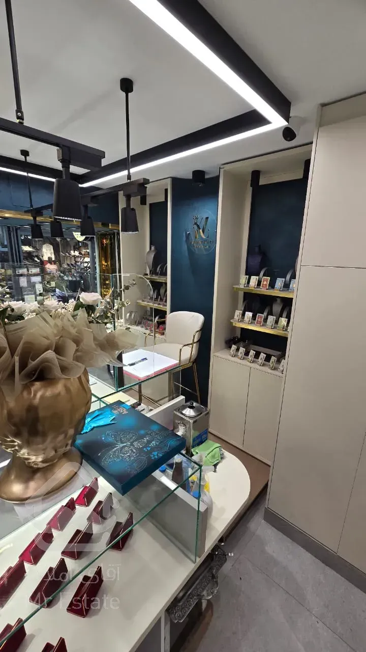 فروش مغازه ۴۰ متری در خیابان سپه انزلی