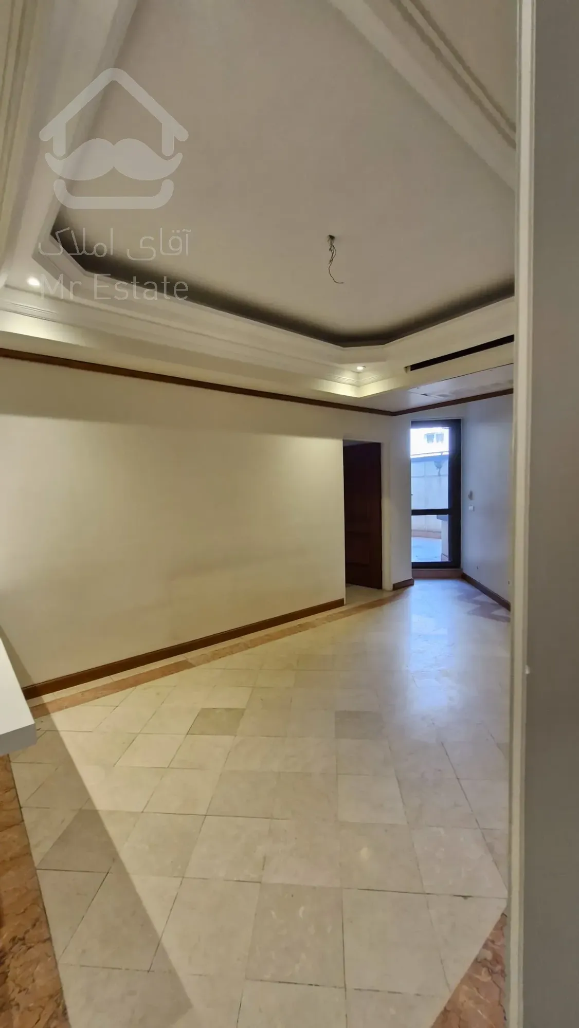 اجاره آپارتمان ۲۲۰ متری در کامرانیه