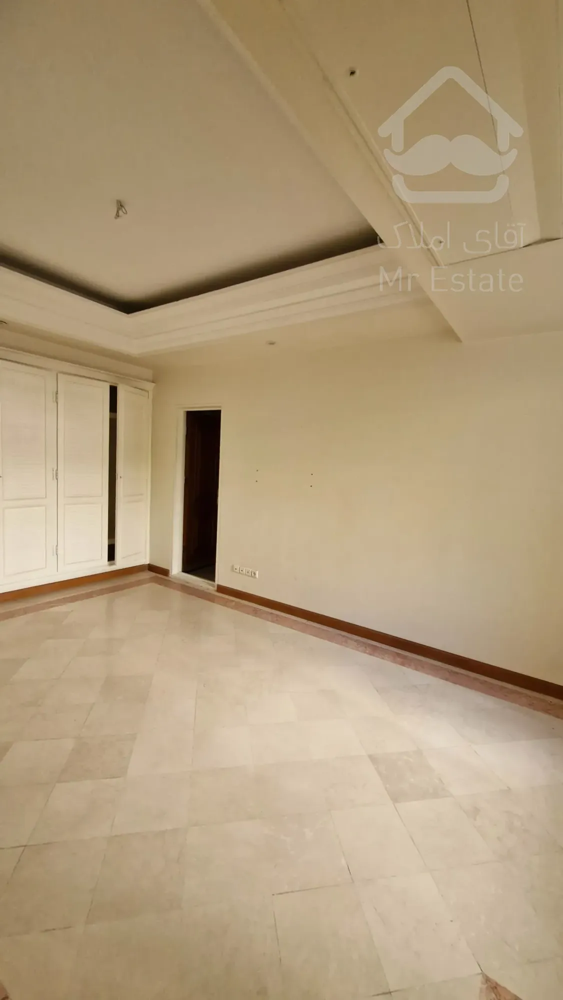 اجاره آپارتمان ۲۵۰ متری فول مشاعات در کامرانیه