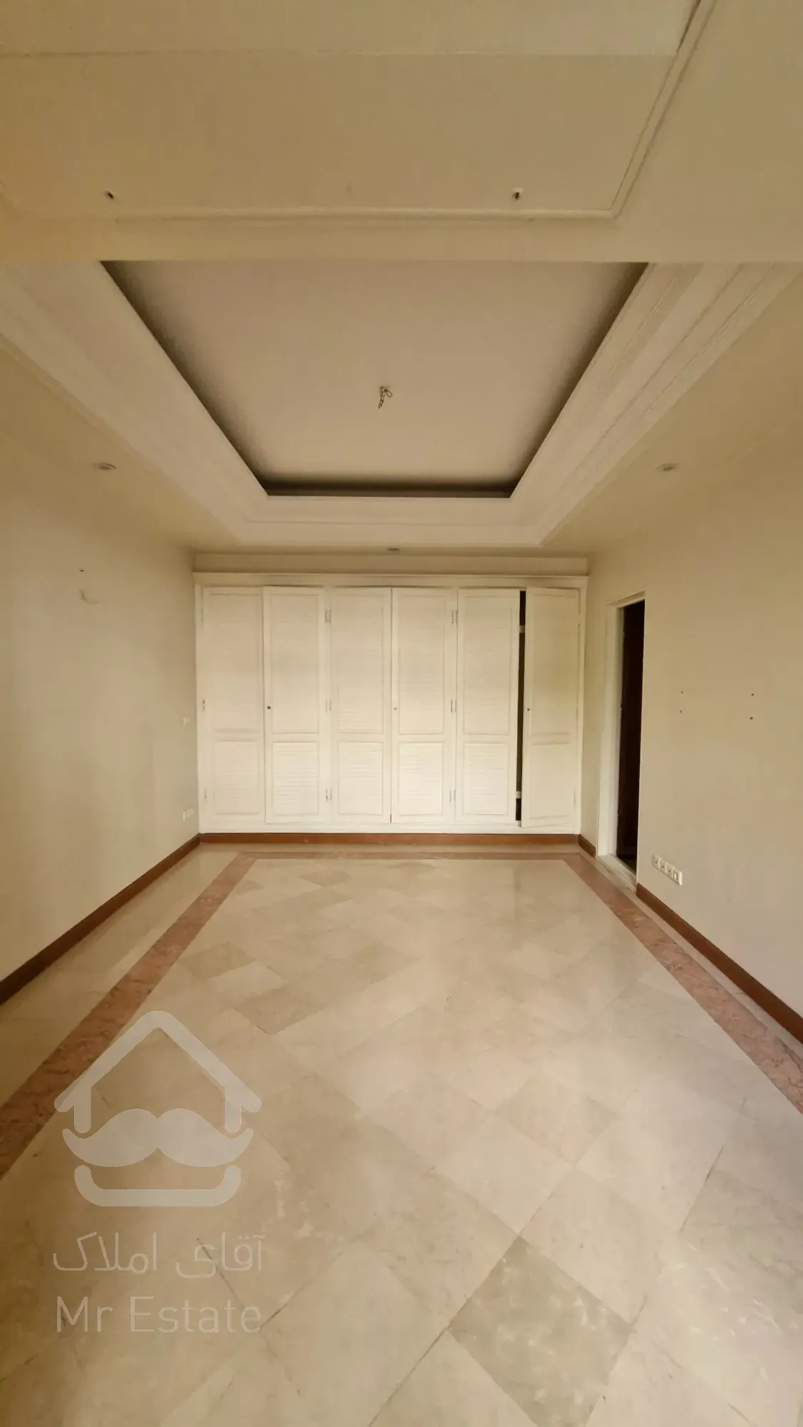 اجاره آپارتمان ۲۵۰ متری فول مشاعات در کامرانیه