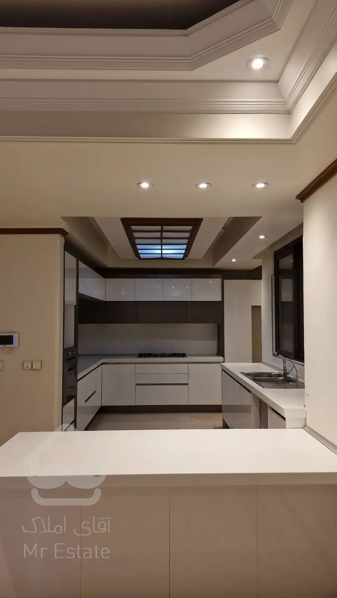 اجاره آپارتمان فول مشاعات در کامرانیه