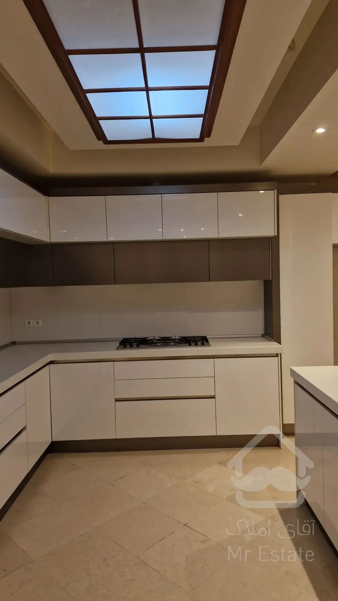 اجاره آپارتمان ۲۳۰ متری در محیطی دنج و آرام