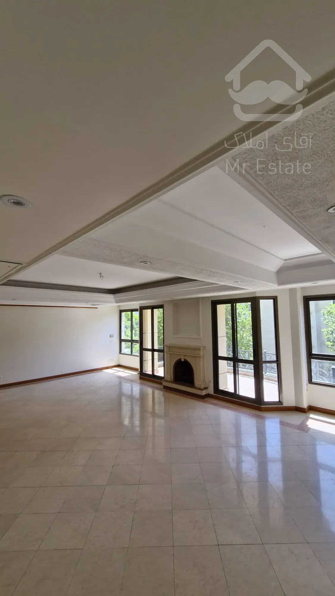 اجاره آپارتمان ۲۲۰ متری در کامرانیه