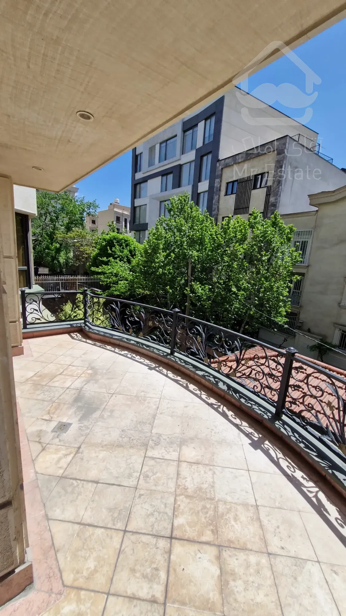 اجاره آپارتمان فول مشاعات در کامرانیه