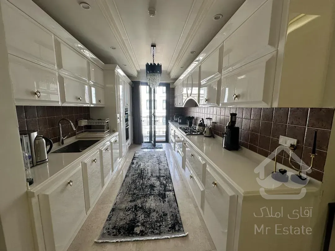 خرید ۱۰۵متر نیاوران