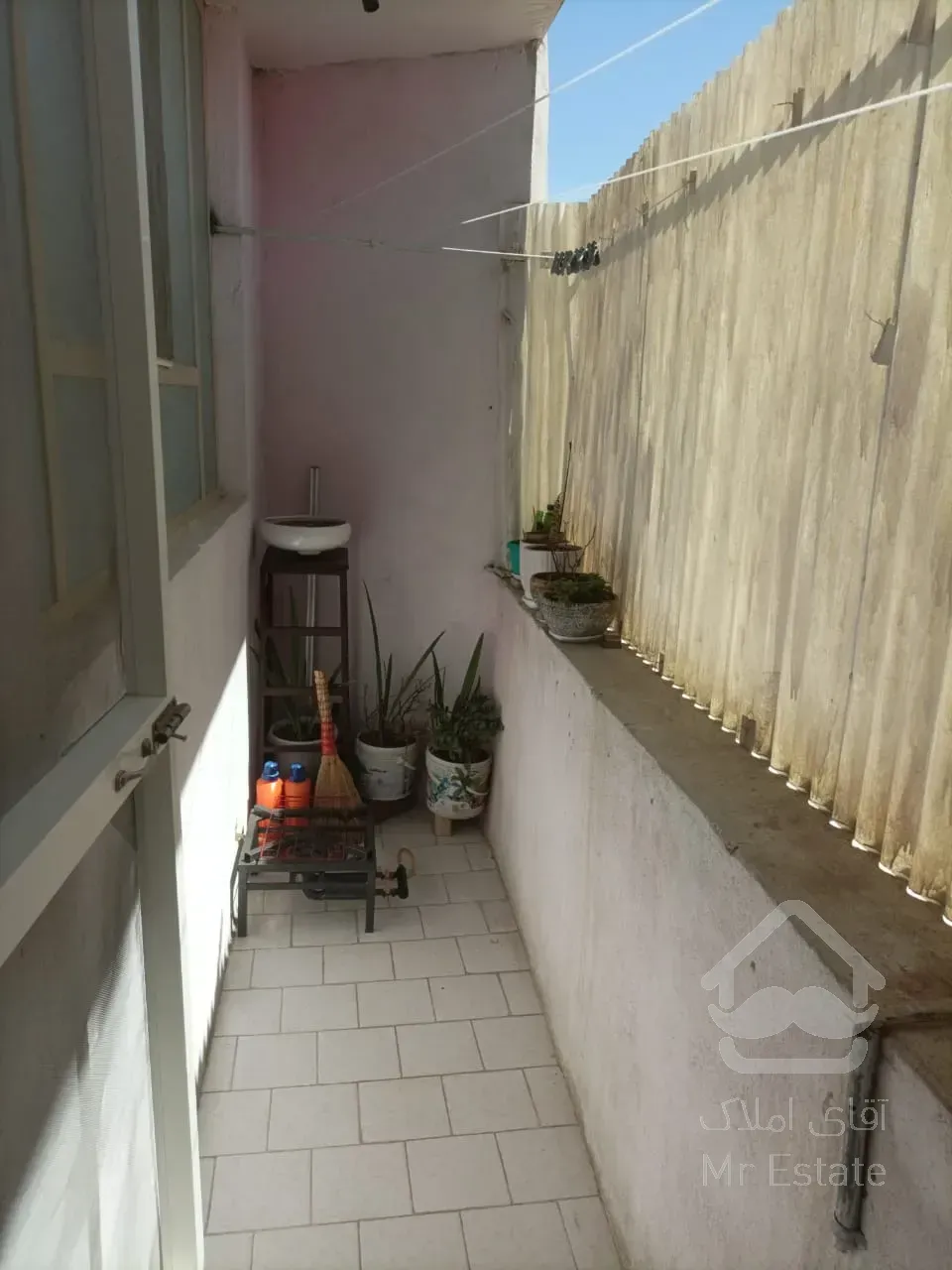 آپارتمان باغ لطفی