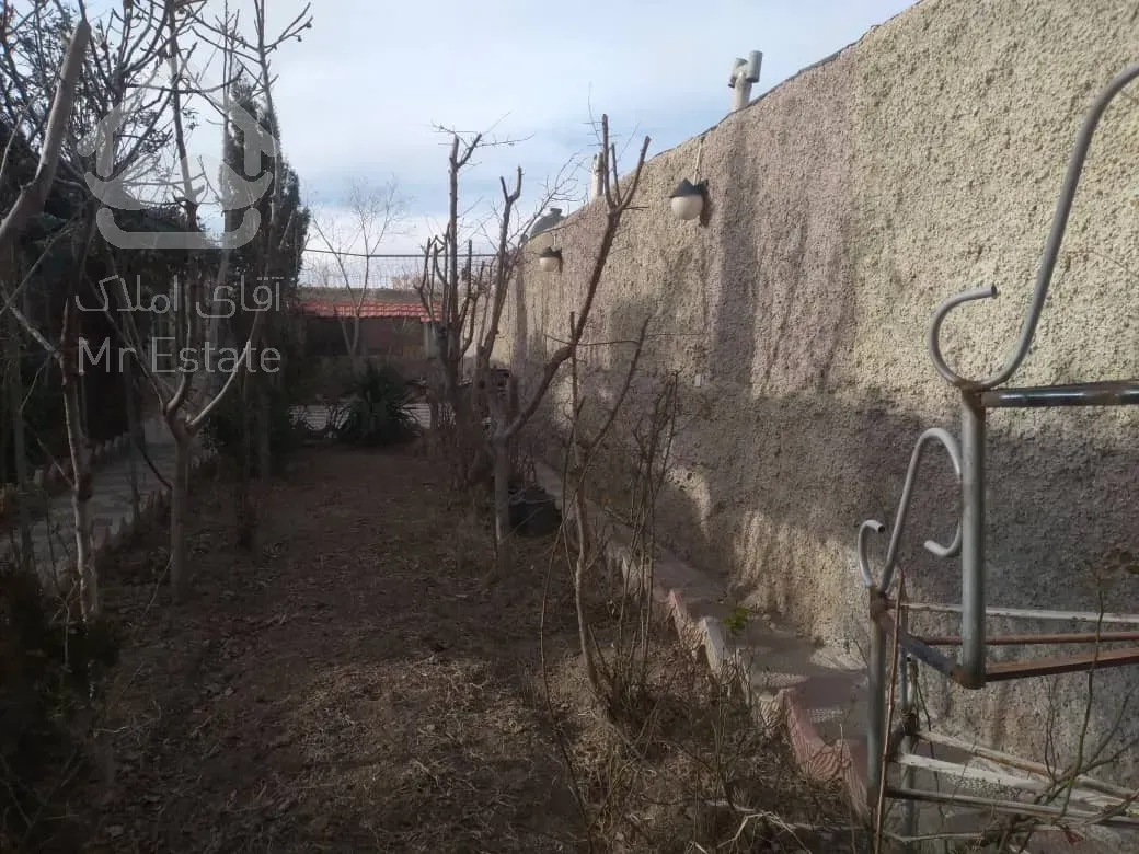 فروش باغچه 300متری دلباز همه چی تکمیل