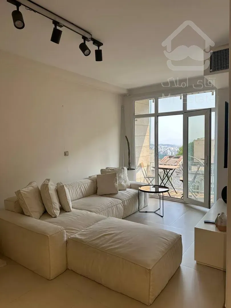 فروش آپارتمان ۶۵ متری در آجودانیه بازسازی شده