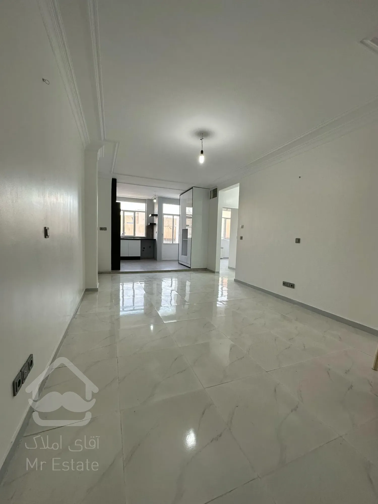 فروش آپارتمان ۷۰ متری با چشم انداز ابدی در سازمان برنامه مرکزی