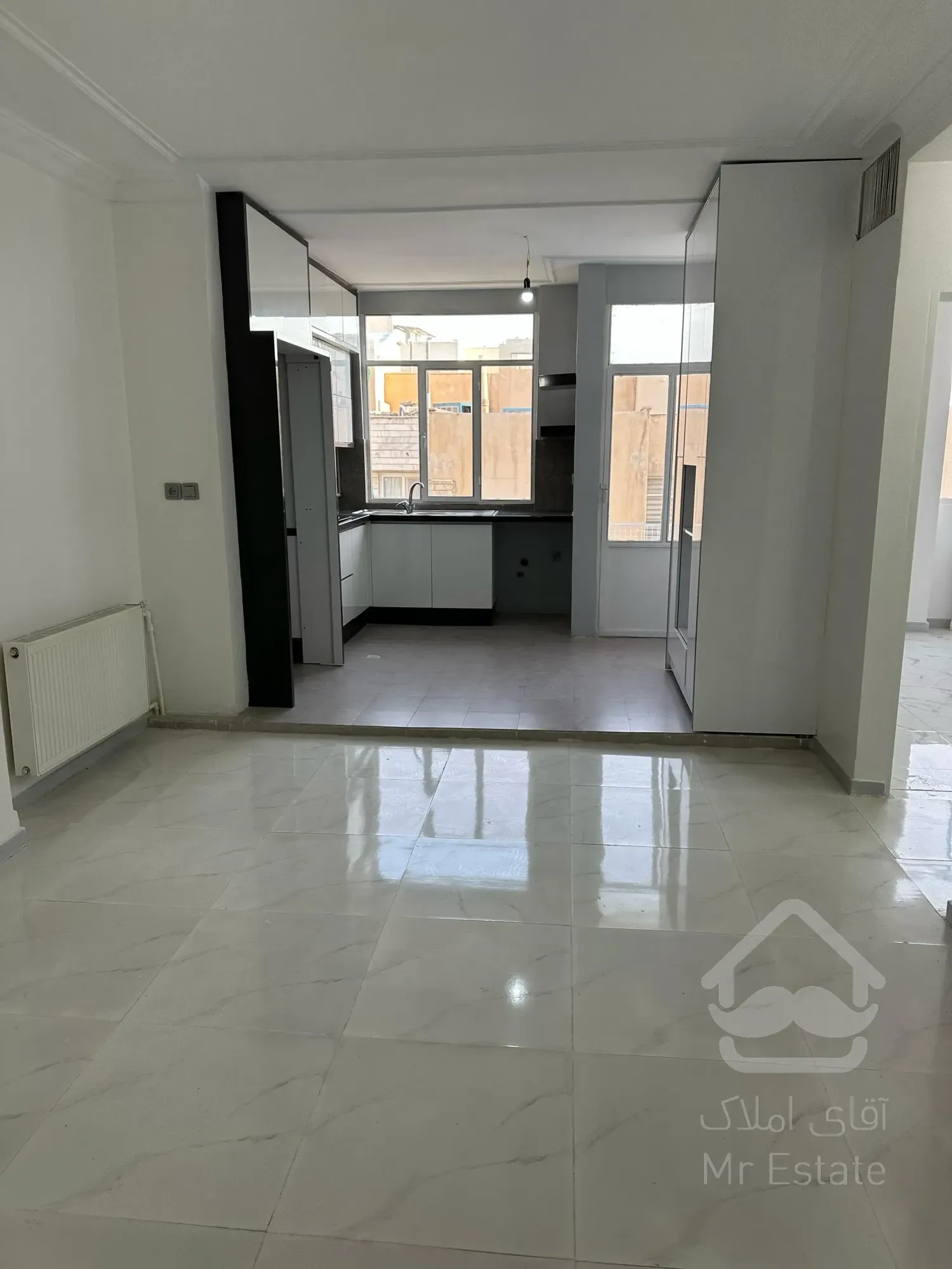 فروش آپارتمان ۷۰ متری با چشم انداز ابدی در سازمان برنامه مرکزی