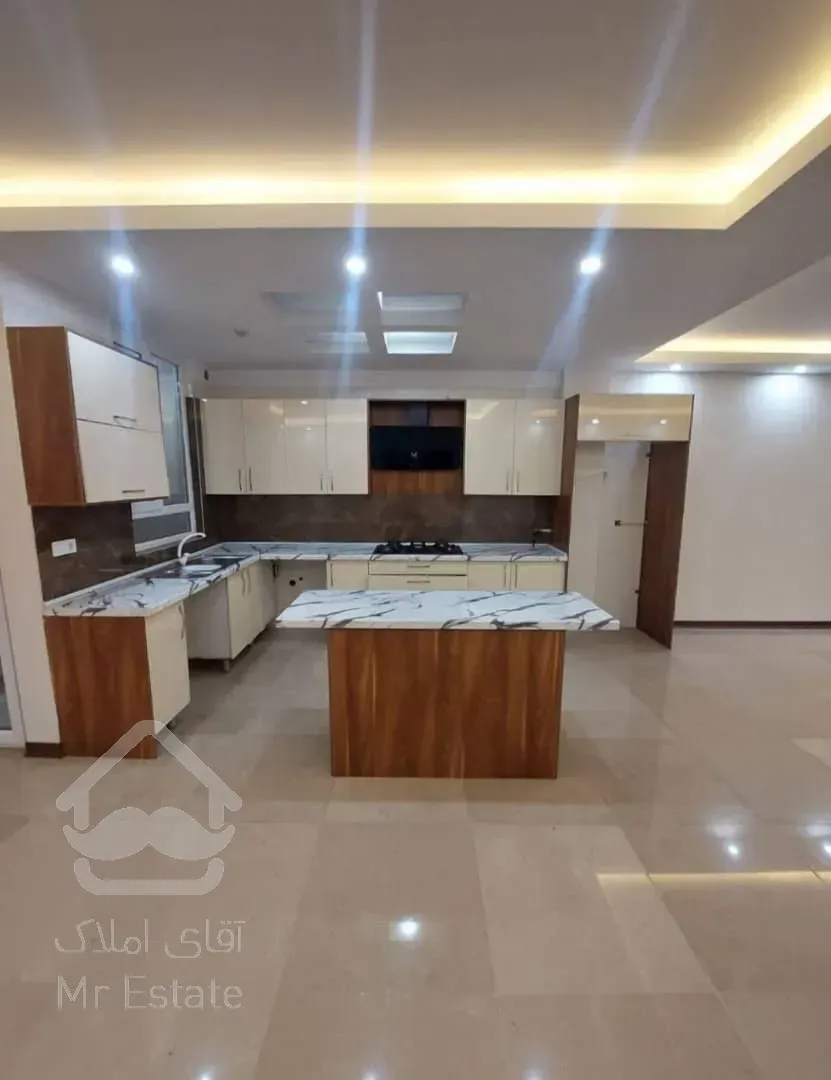 ملک نوساز یکجا با زیر زمین در شهرک راه آهن