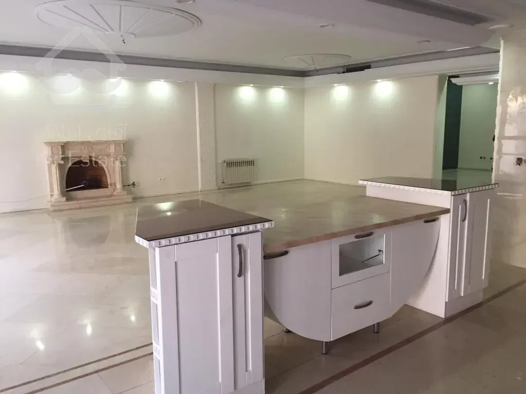 آپارتمان 250 متری در فرمانیه فول مشاعات