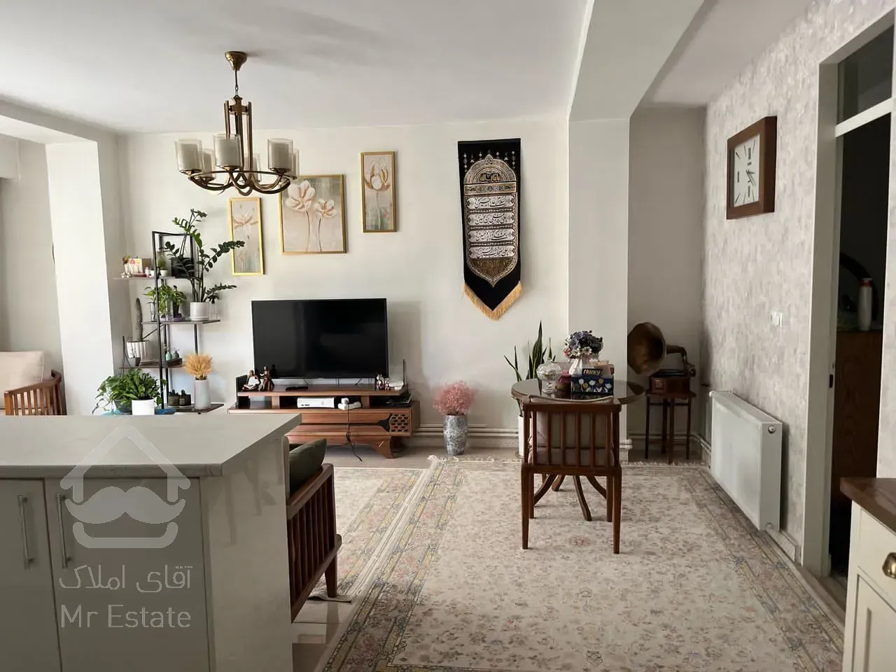 آپارتمان ۷۰ متری خوشنقشه روبه نما