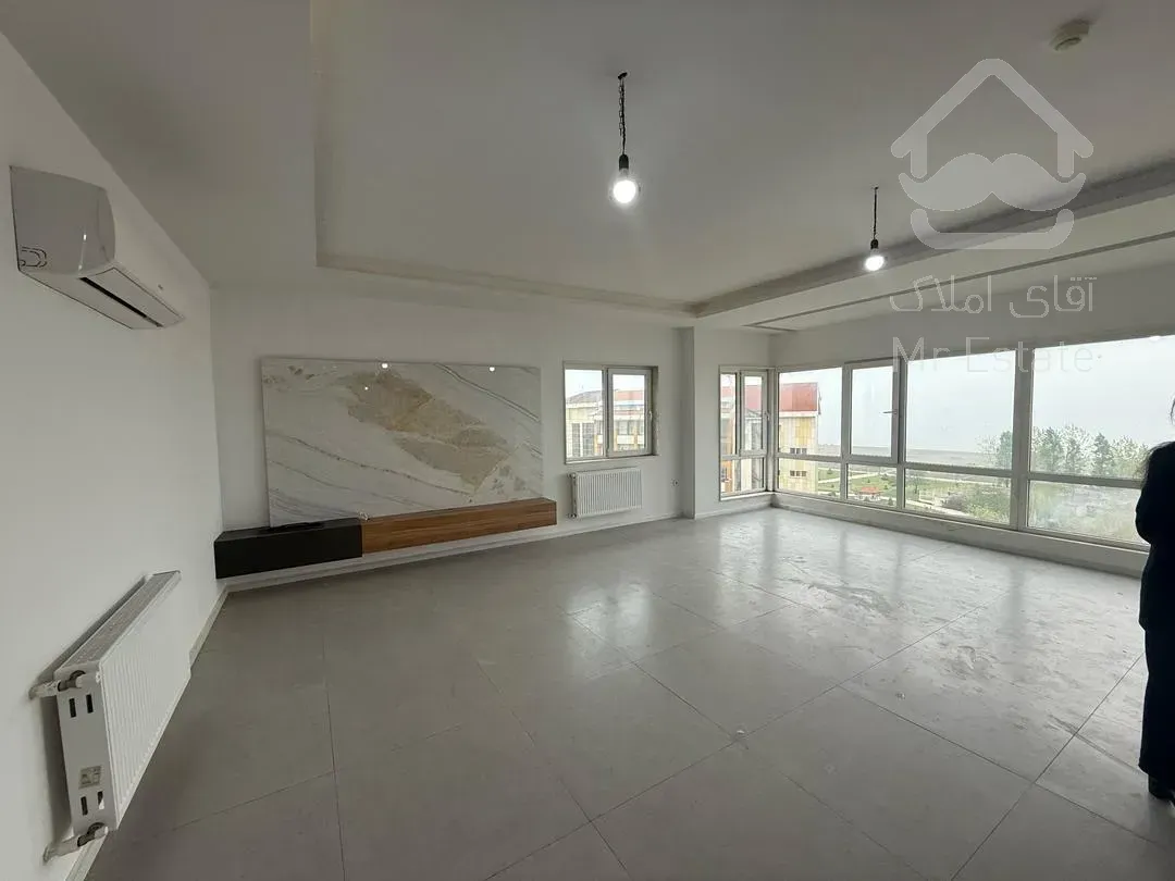 فروش آپارتمان۱۴۰ متری براصلی پاسداران